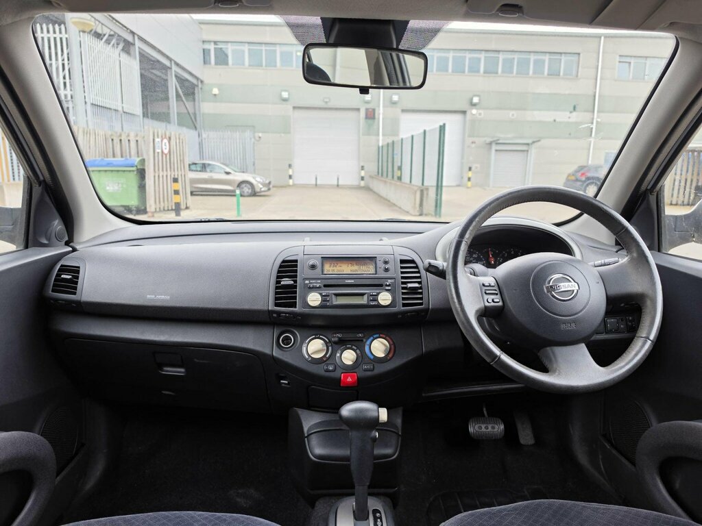Nissan Micra 1.4 16V Se Silver #4
