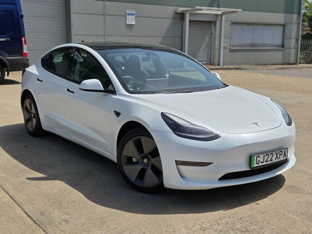 Tesla Model 3 Dual Motor Long Range 4Wde White