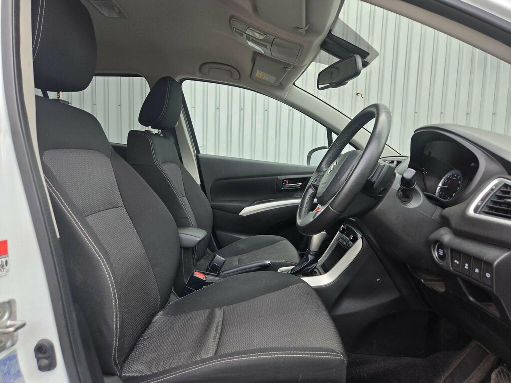 Suzuki SX4 Zs-t Red #19