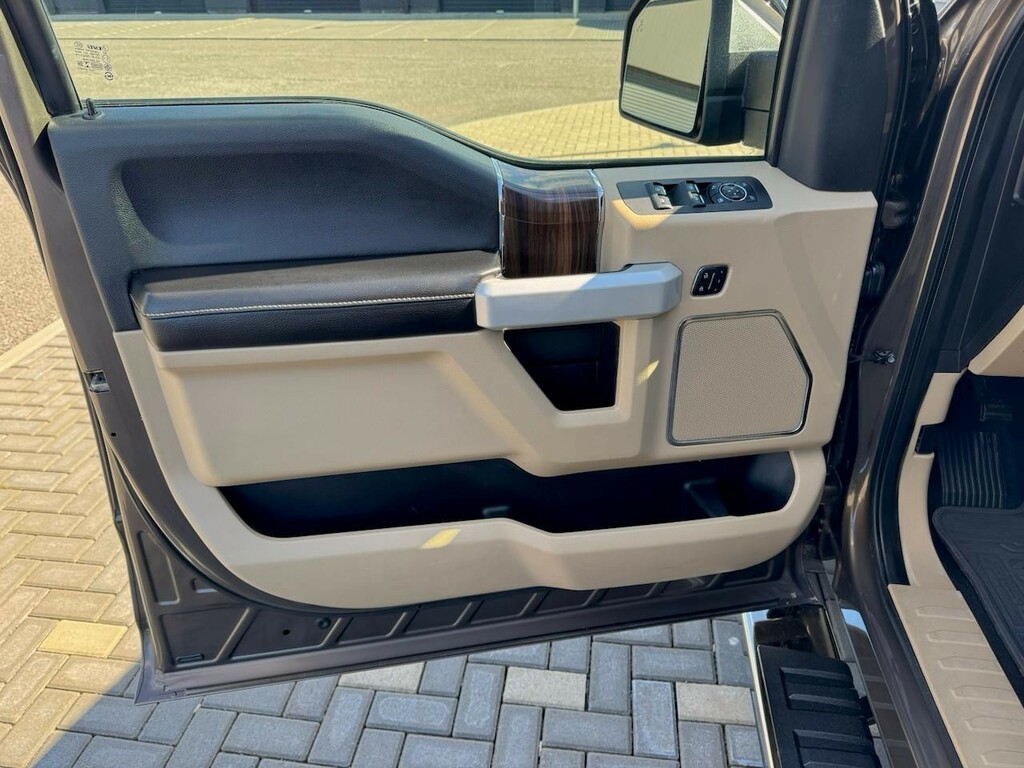 Ford F-150 Pickup Brown #4