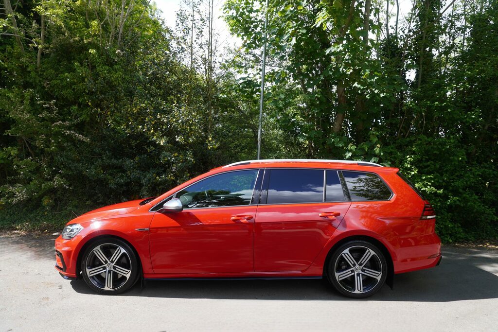 Volkswagen Golf 2.0 Tsi R DY67PUO Red #4