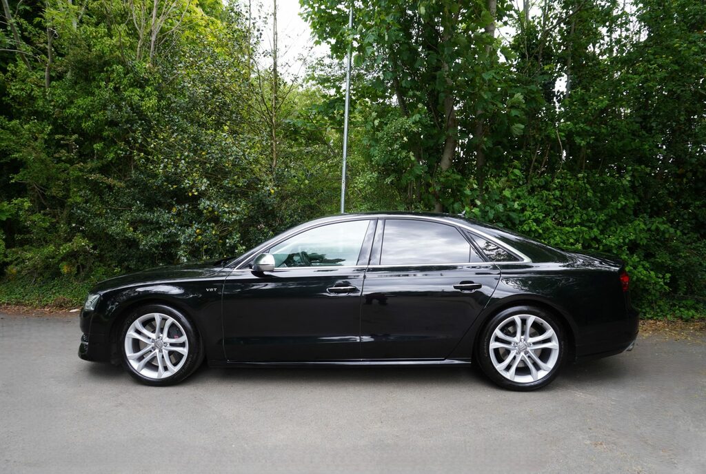 Audi S8 4.0 Tfsi V8 Black #3