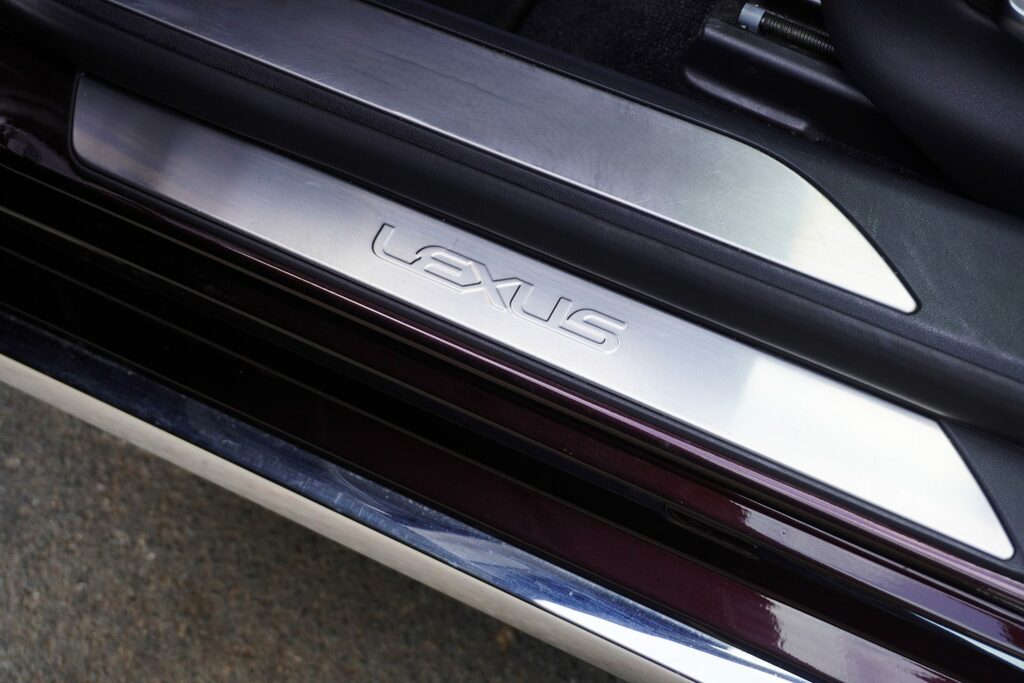 Lexus LS Ls 500H Premier 4X4 Brown #68