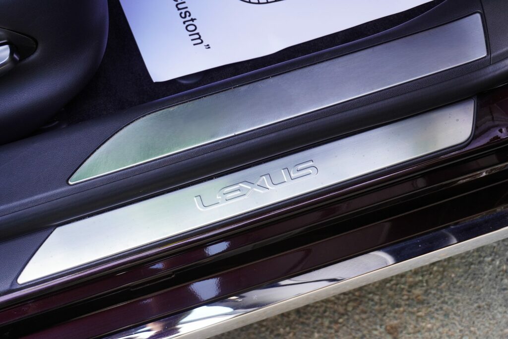 Lexus LS Ls 500H Premier 4X4 Brown #20