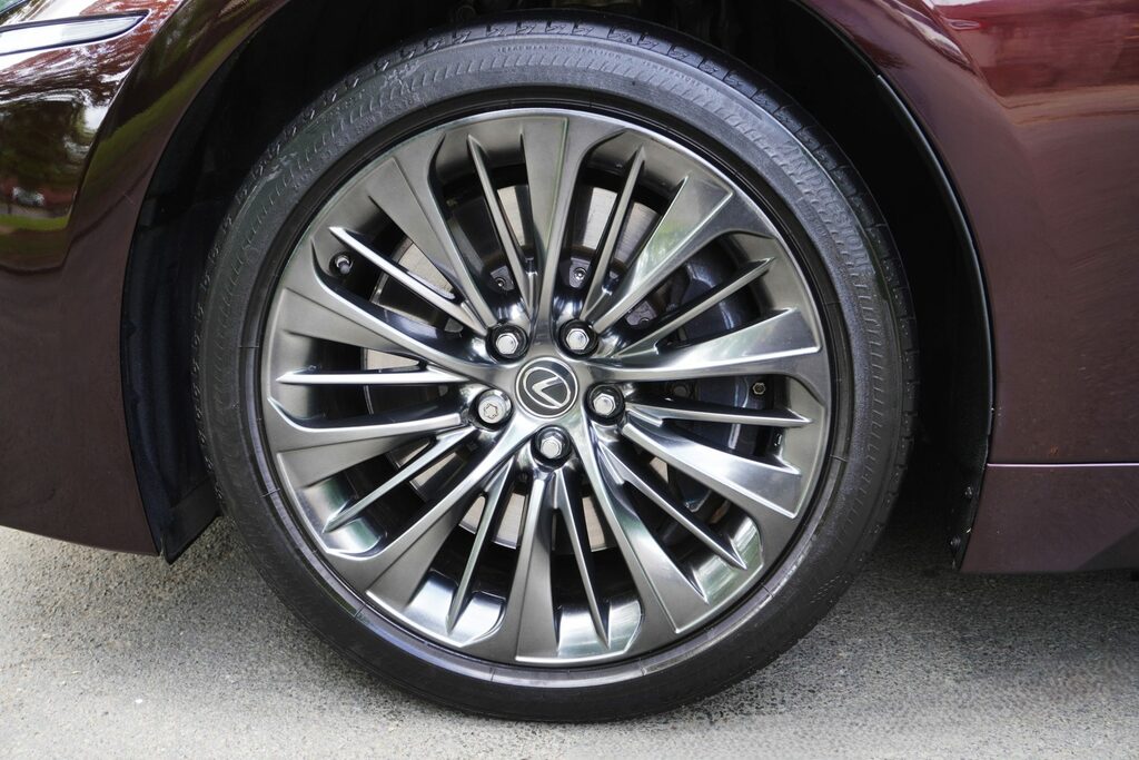 Lexus LS Ls 500H Premier 4X4 Brown #98