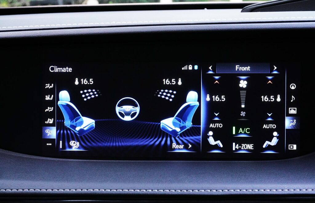 Lexus LS Ls 500H Premier 4X4 Brown #35