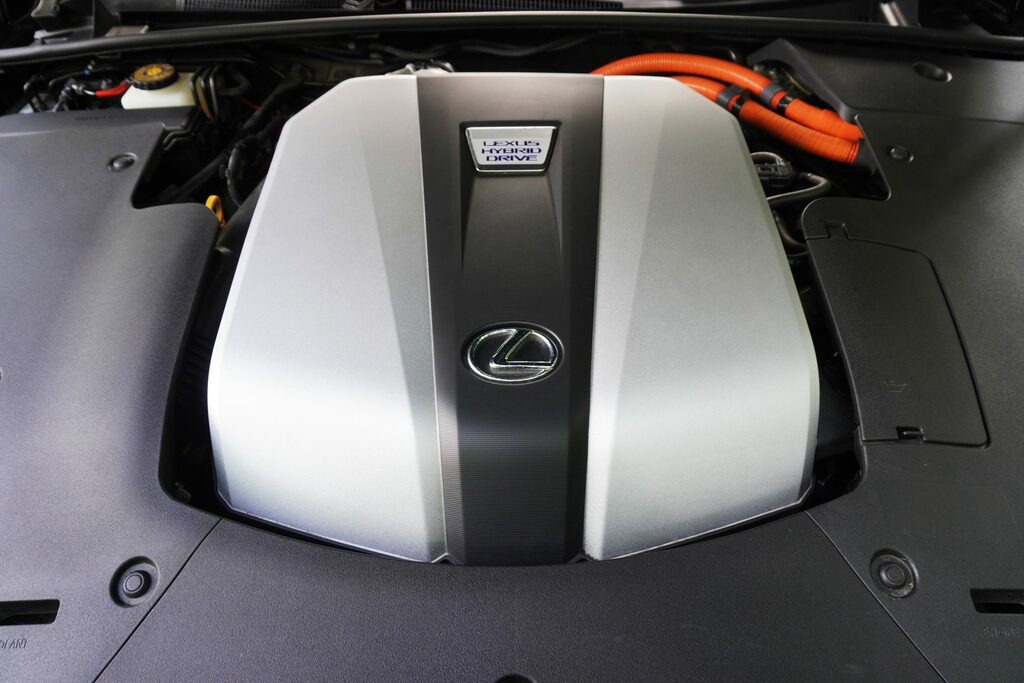 Lexus LS Ls 500H Premier 4X4 Brown #96