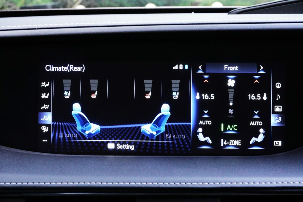 Lexus LS Ls 500H Premier 4X4 Brown #37