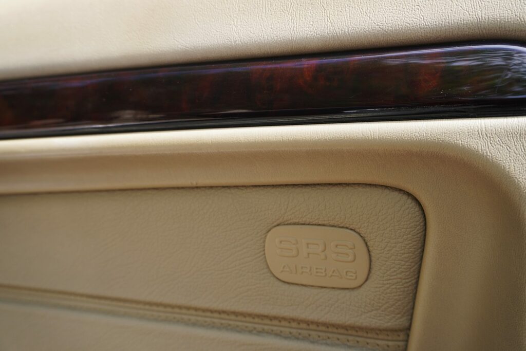 Mercedes-Benz SL Class Limited Edition - 1997 P Silver #16