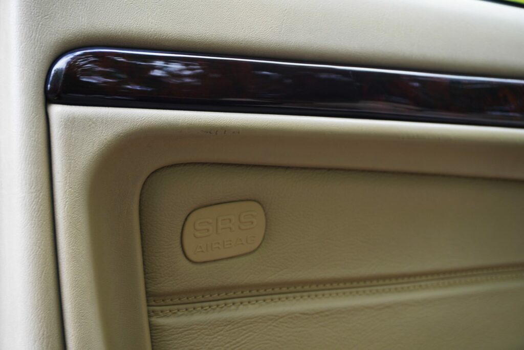 Mercedes-Benz SL Class Limited Edition - 1997 P Silver #38