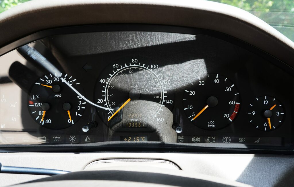 Mercedes-Benz SL Class Limited Edition - 1997 P Silver #29
