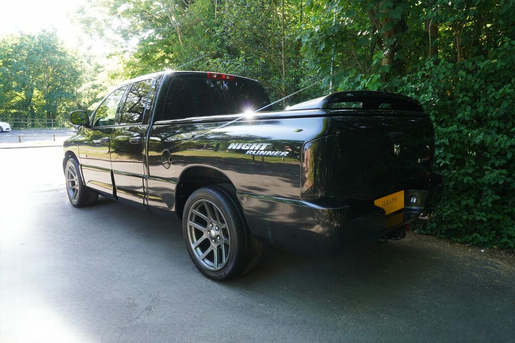 Dodge RAM 8.3 V10 Srt10 Black #4