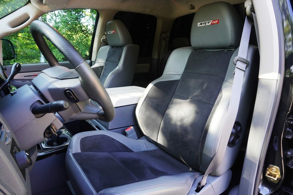 Dodge RAM Srt-10 Red #19