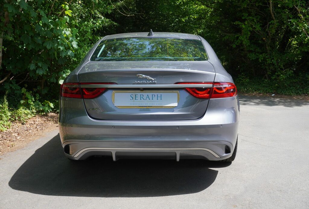 Jaguar XF 2.0 D200 Mhev RK71JTO Grey #6