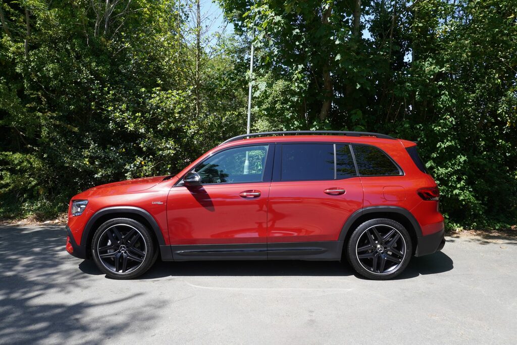 Mercedes-Benz GLB Class 2.0 Glb35 Amg Red #3