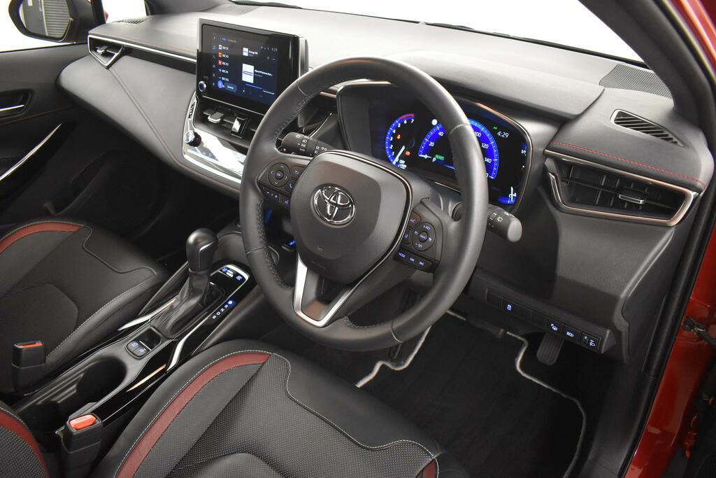 Toyota Corolla 1.8 Vvt-i Hybrid Excel Cvt TRZ7937 Red #3