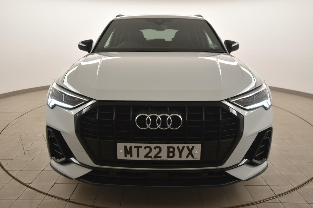 Audi Q3 35 Tfsi Black Edition White #5