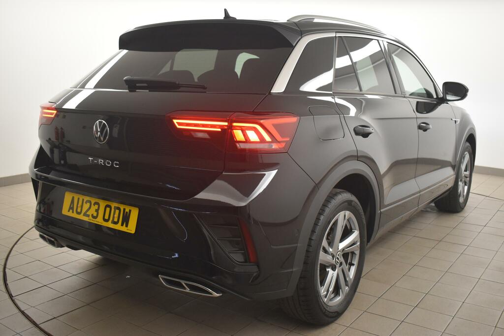 Volkswagen T-Roc 1.5 Tsi R-line Dsg Black #4