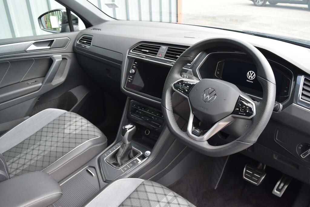 Volkswagen Tiguan 1.4 Tsi Ehybrid Black Edition Dsg WO73HNV Grey #3