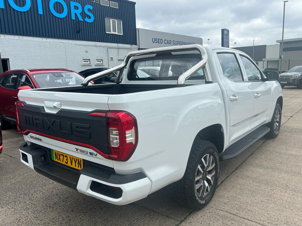 Maxus T90 130Kw Elite Double Cab Pickup 88.5Kwh White #4