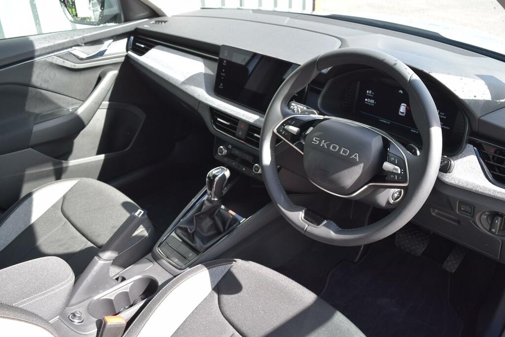 Skoda Kamiq 1.0 Tsi Se Edition Dsg WD25HJF Silver #3