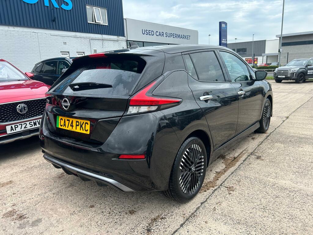 Nissan Leaf 110Kw Tekna 39Kwh CA74PKC Black #6