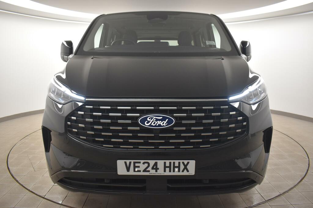 Ford Tourneo Custom 320 L1 Fwd 2.0 Ecoblue 136Ps H1 Titanium 8 Seater Black #2
