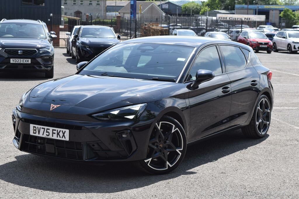 Cupra Leon 1.5 Ehybrid 272 Vz1 Dsg BV75FKX Black #6