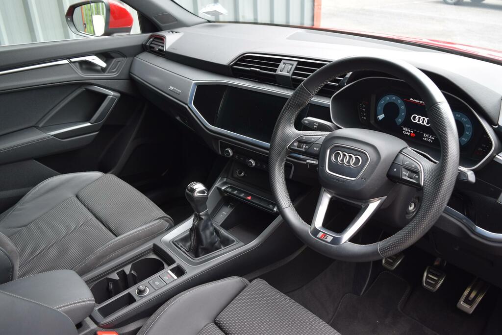 Audi Q3 35 Tfsi S Line YGZ1339 Red #3