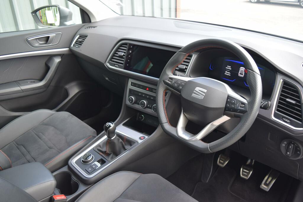 Seat Ateca 1.5 Tsi Evo Fr White #3