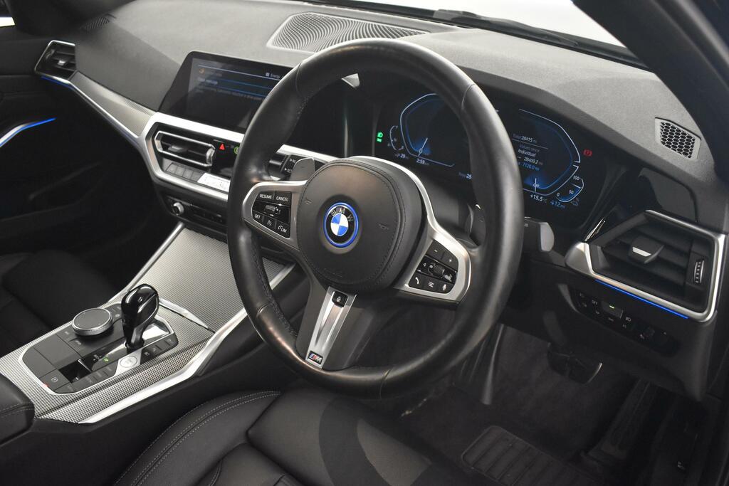 BMW 3 Series 330E M Sport Step LA71PPP Black #2