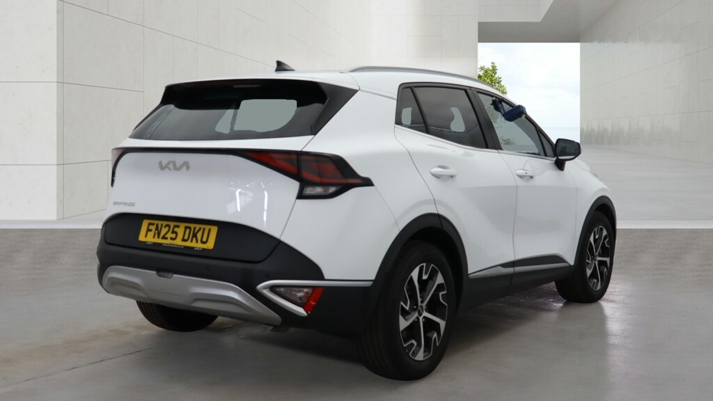 Kia Sportage 1.6T Gdi 157 48V Isg 3 Dct FN25DKU White #4
