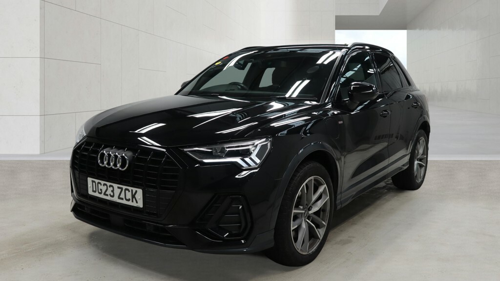 Audi Q3 45 Tfsi E Black Edition S Tronic DG23ZCK Black #6