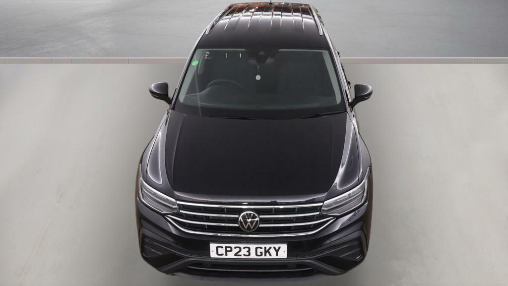 Volkswagen Tiguan Allspace 2.0 Tdi Life Dsg Black #3