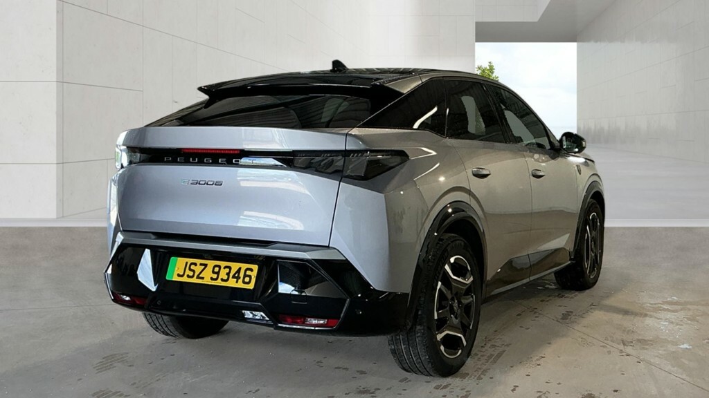 Peugeot 3008 157Kw Gt 73Kwh JSZ9346 Grey #4