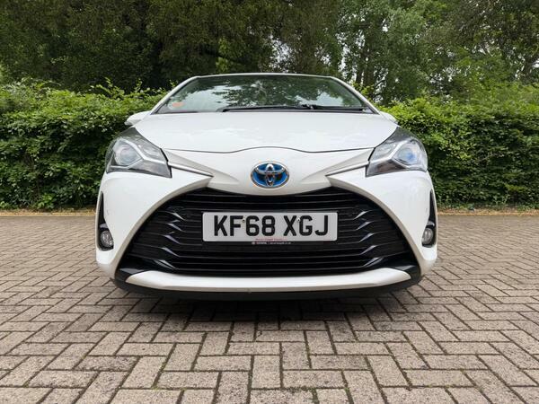 Toyota Yaris 1.5 Vvt-h Icon Tech E-cvt Euro 6 Ss KF68XGJ White #2