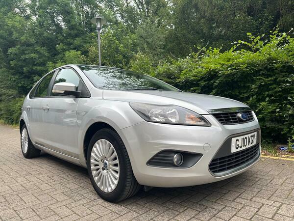 Ford Focus 1.6 Titanium GJ10KGY