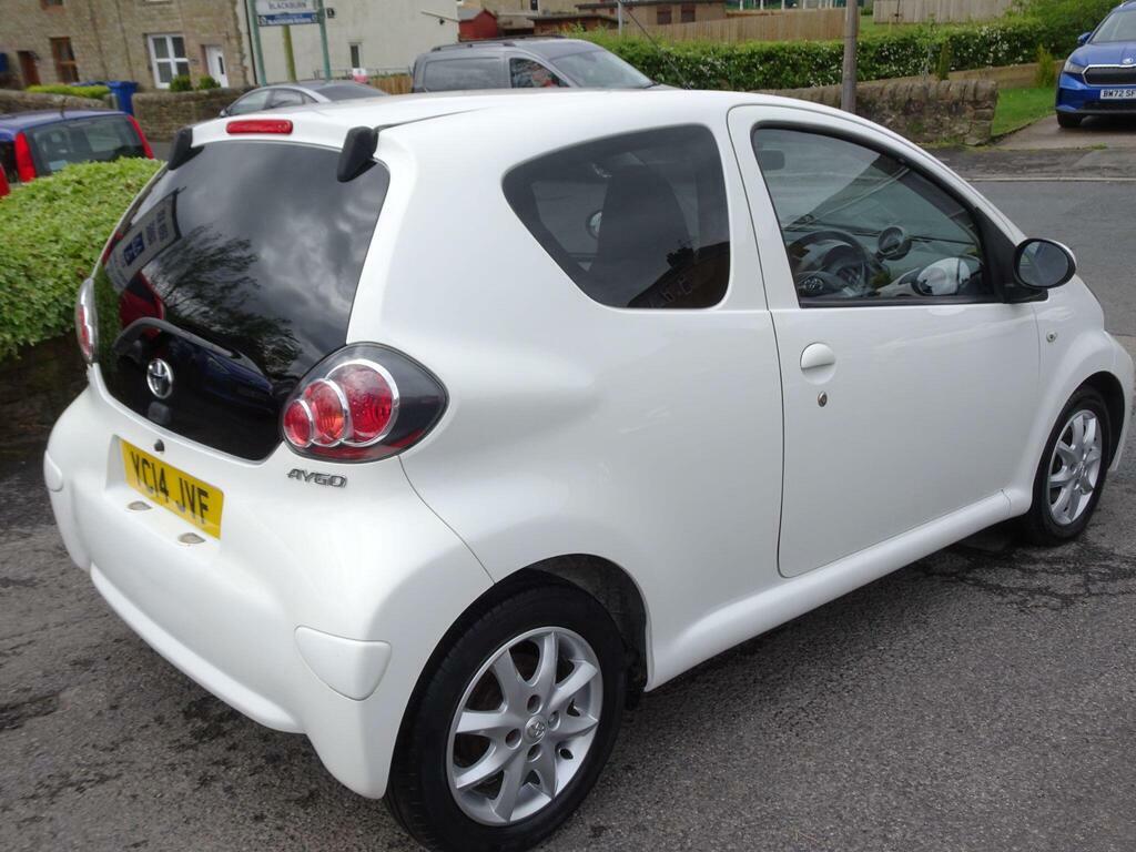 Toyota Aygo 1.0 Vvt-i Mode Euro 5 YC14JVF White #5