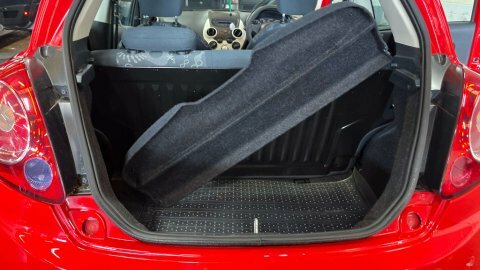 Ford KA 1.2 Studio Hatchback RX14OUL Red #5