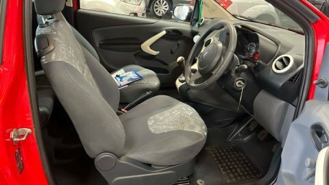 Ford KA 1.2 Studio Hatchback Red