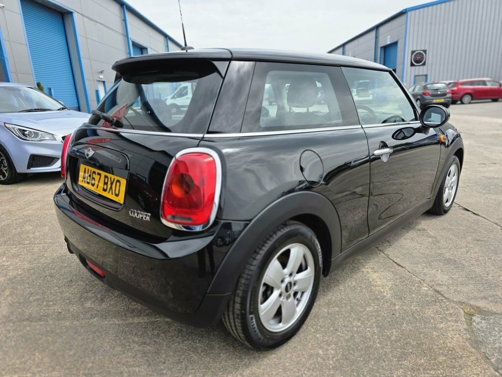 Mini Hatch 1.5L Cooper AU67BXO Black #3