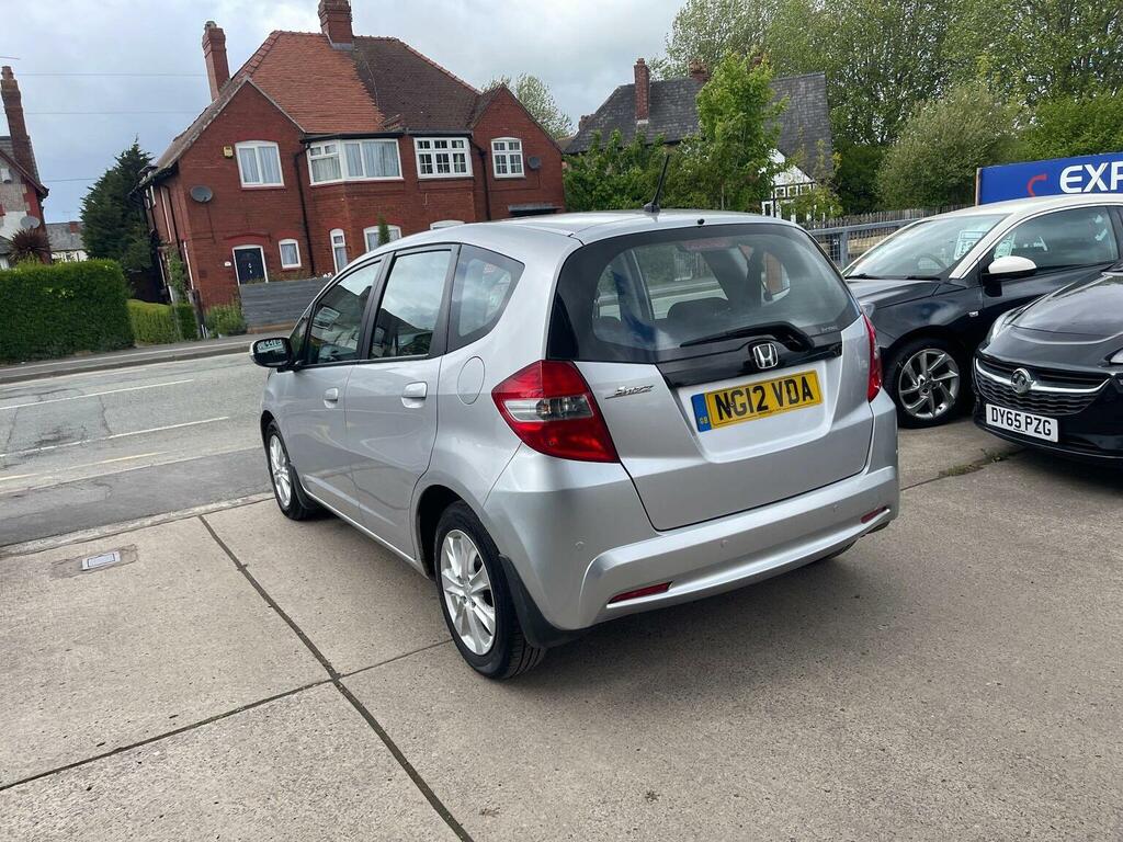 Honda Jazz Hatchback 1.4 I-vtec Es-t Cvt Euro 5 201212 NG12VDA Silver #5