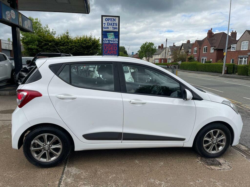 Hyundai I10 Hatchback 1.0 Premium Euro 5 201414 EO14WZG White #3