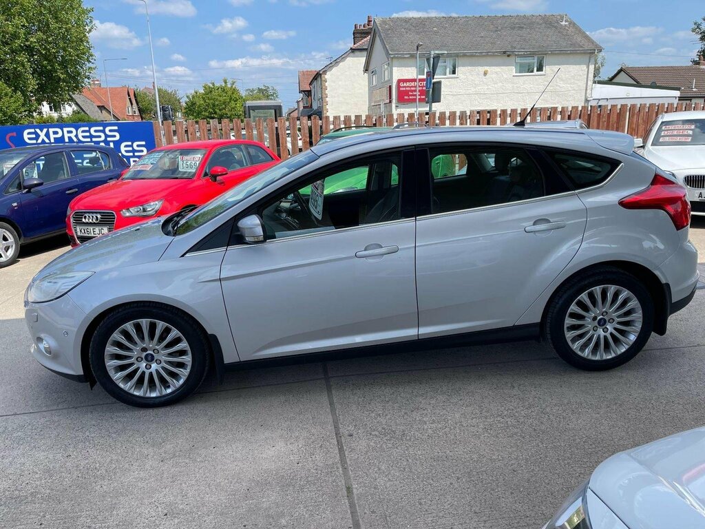 Ford Focus Hatchback 1.6T Ecoboost Titanium X Euro 5 Ss EA61EOO Silver #6