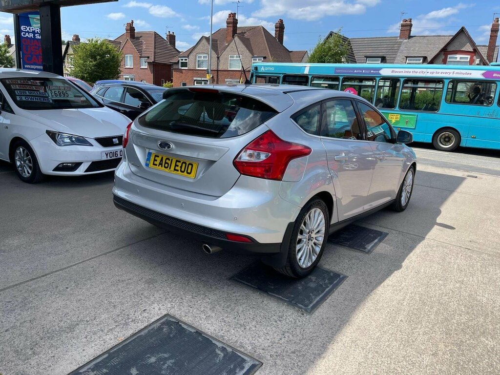 Ford Focus Hatchback 1.6T Ecoboost Titanium X Euro 5 Ss EA61EOO Silver #2