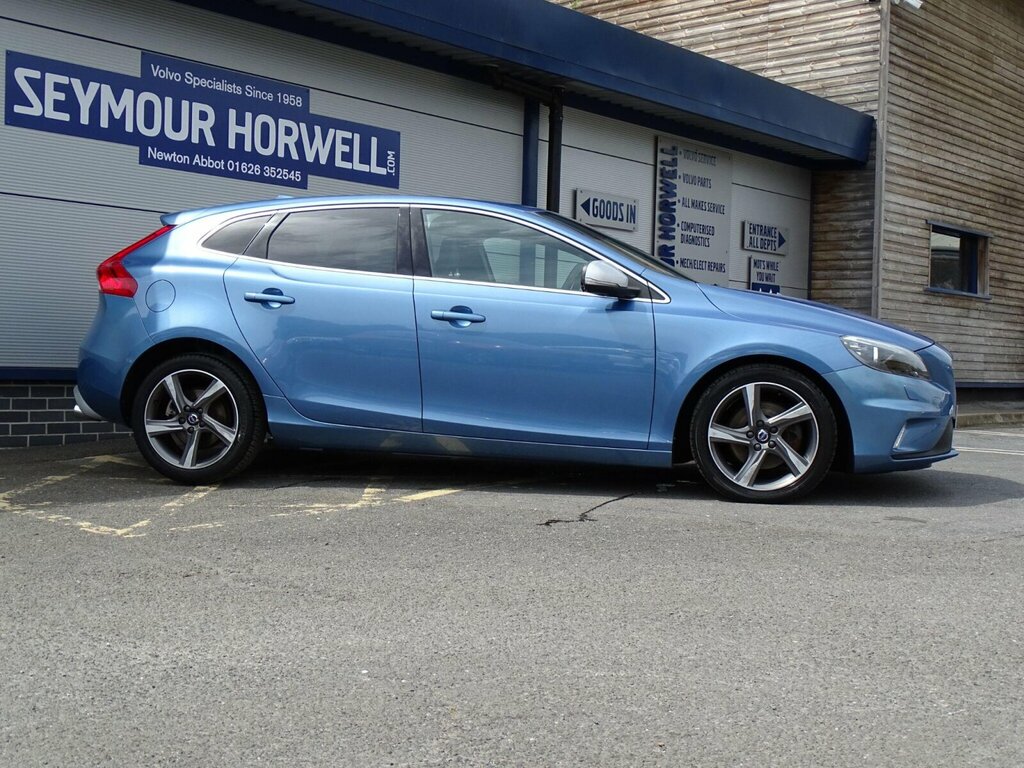 Volvo V40 2.0 D2 R-design Nav Euro 6 Ss Blue #5