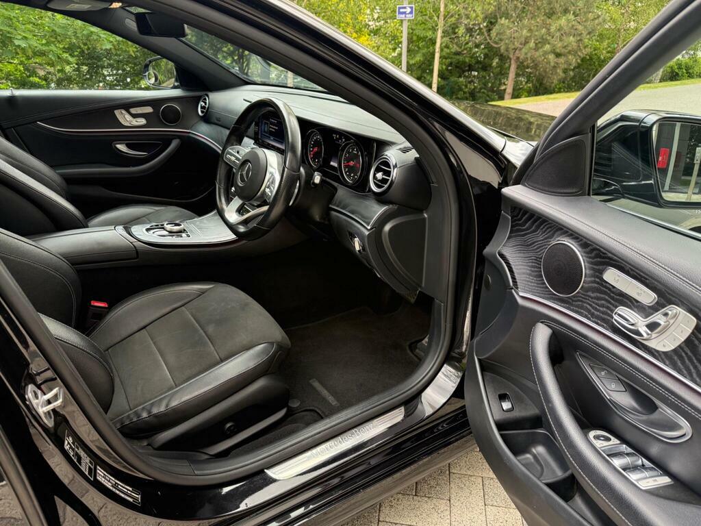 Mercedes-Benz E Class 2.0 E200 Amg Line Premium G-tronic Euro 6 S S LL19EBJ Black #6