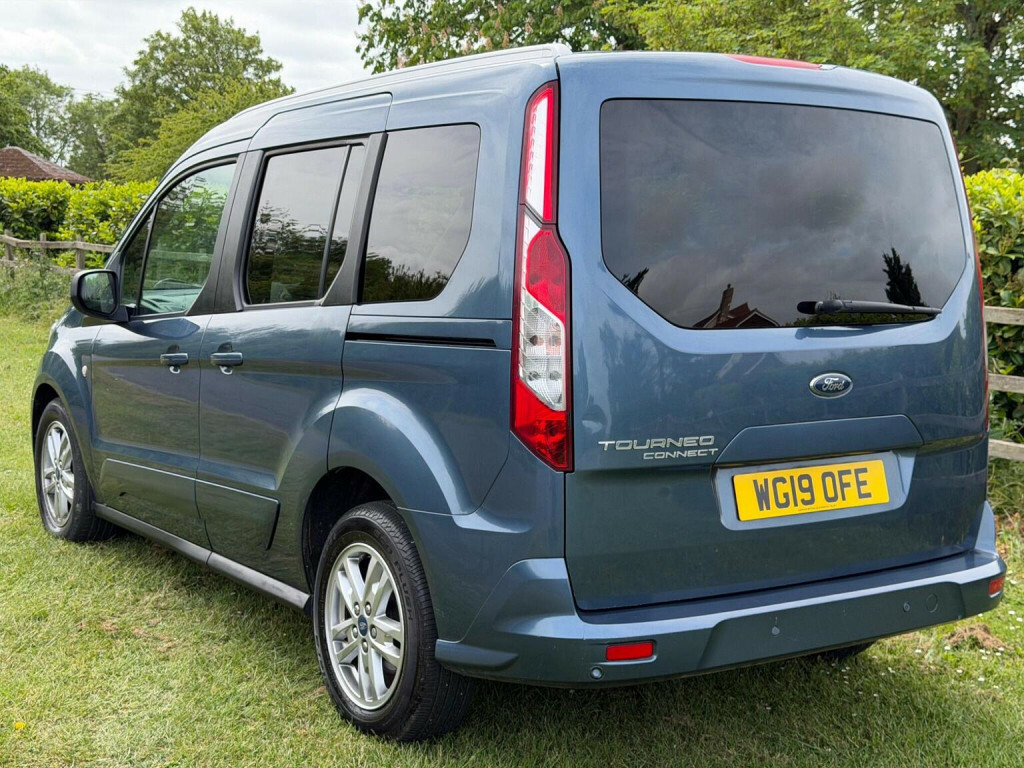 Ford Tourneo Connect 1.5 Ecoblue 120 Titanium Powershift Blue #46