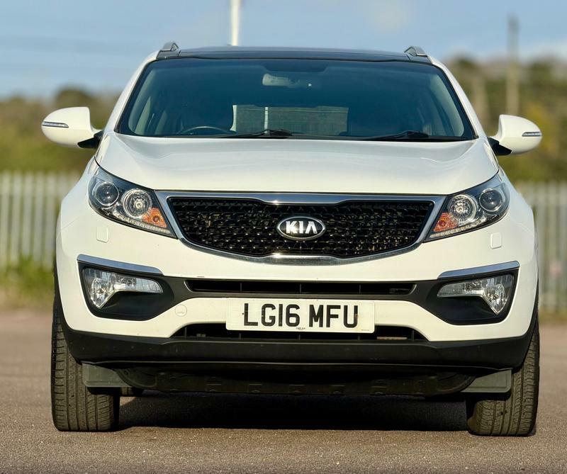 Kia Sportage 1.7 Crdi Ecodynamics 3 2Wd Euro 6 Ss LG16MFU White #5