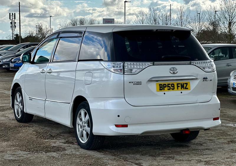 Toyota Estima 2.4 5dr Silver #11